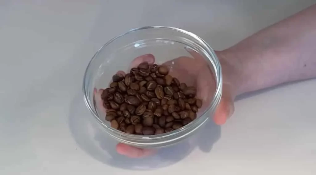 Coffee roast in popcorn popper