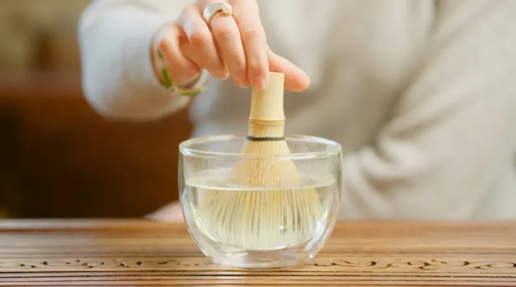 How To Prepare Matcha Whisk